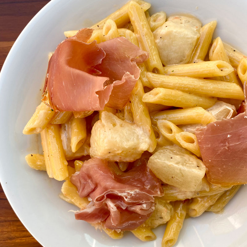 Penne with melon and Parma ham